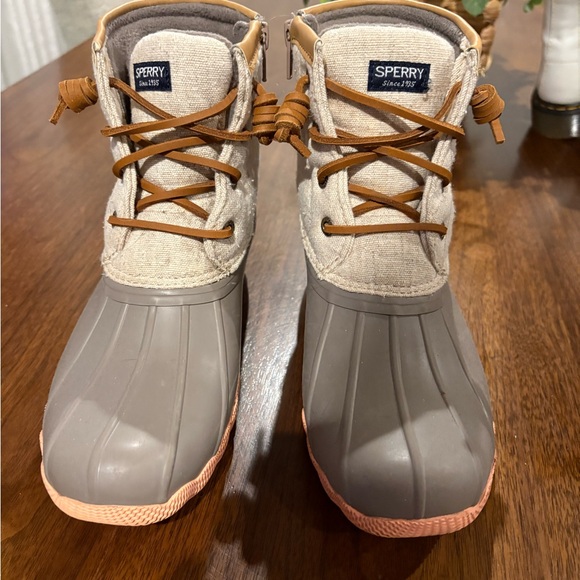 Sperry kids Tan and Gray Winter Boots - Picture 3 of 3